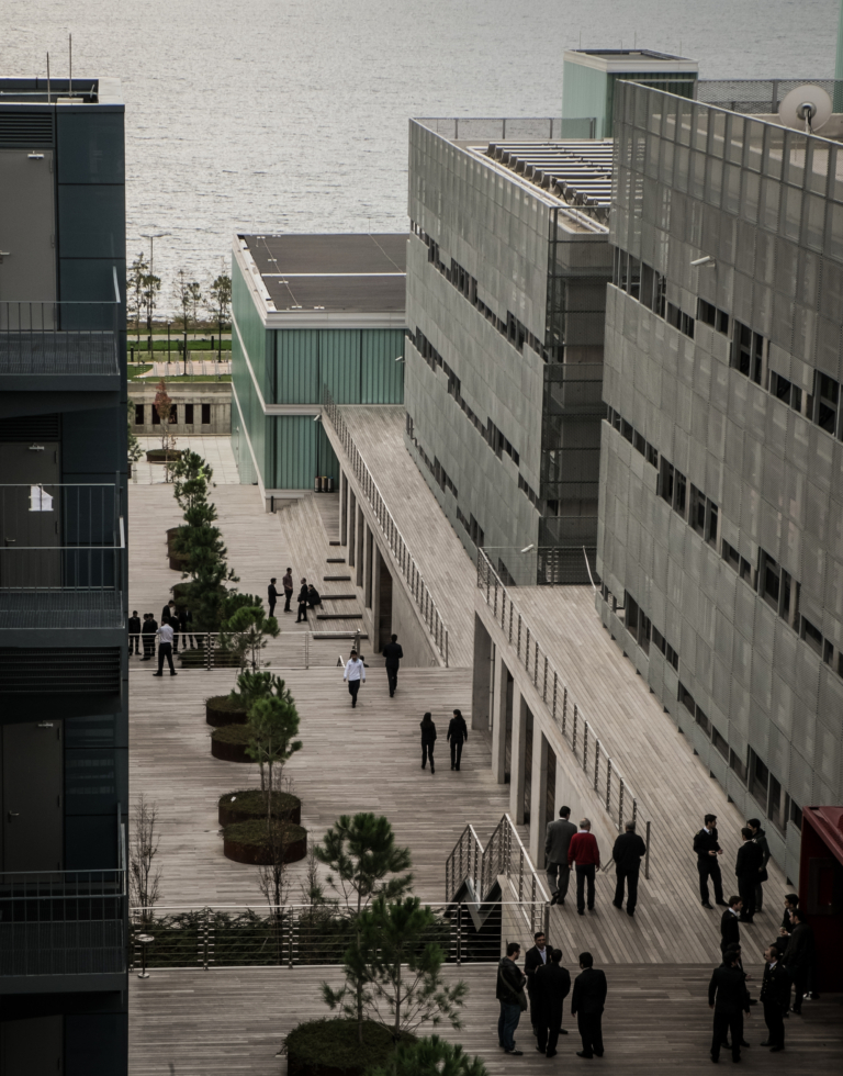 Ipe_Wood-hardwood-decking-invisible-fixation-Softline-Vetedy_Klassis_Piri Reis University13