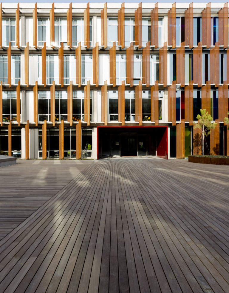 Ipe_Wood-hardwood-decking-invisible-fixation-Softline-Vetedy_Klassis_Piri Reis University9