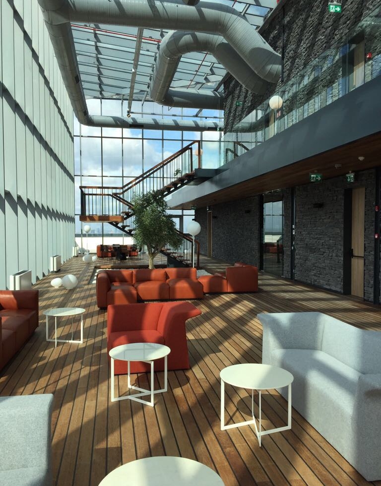 Merbau_Wood-hardwood-decking-invisible-fixation-Softline-Vetedy_Turkisch national Bank Klassis-4