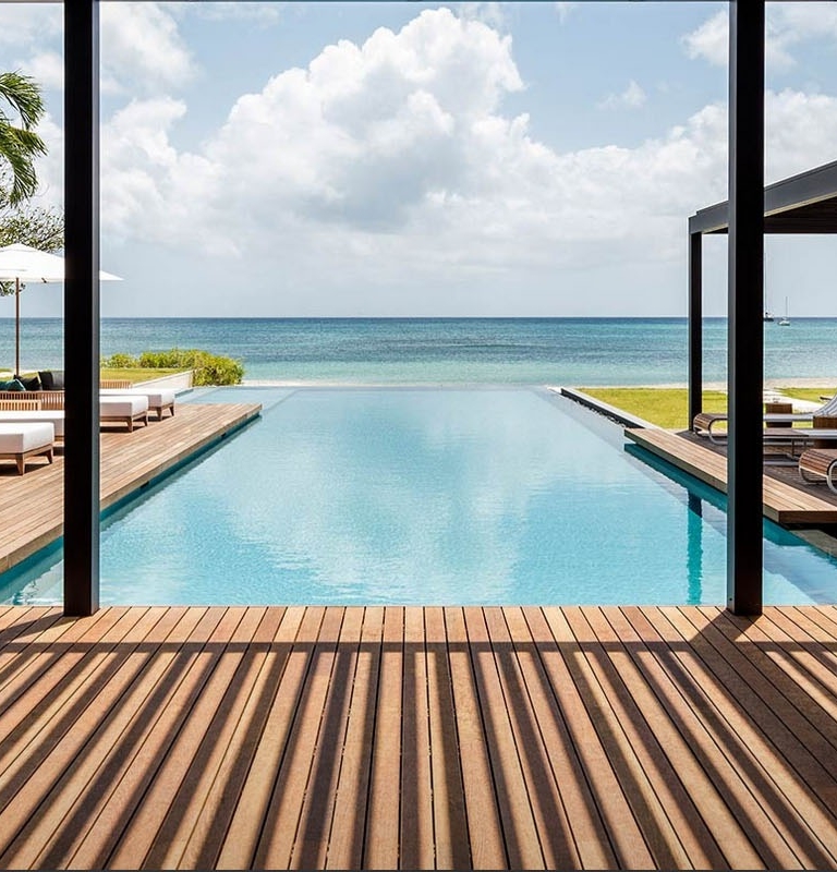terrasse-bois-teak-piscine