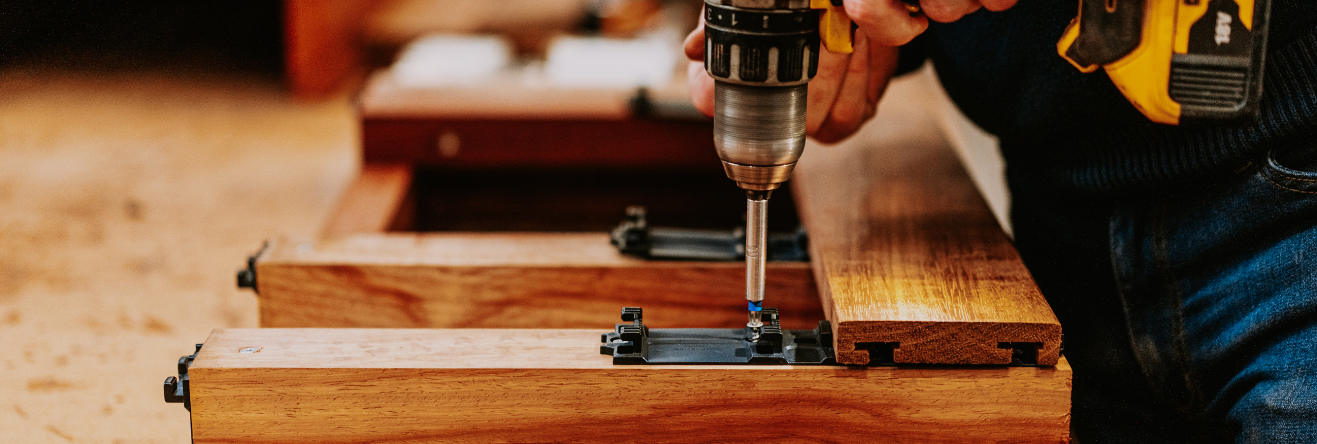 fixation invisible pour terrasse en bois par clip 