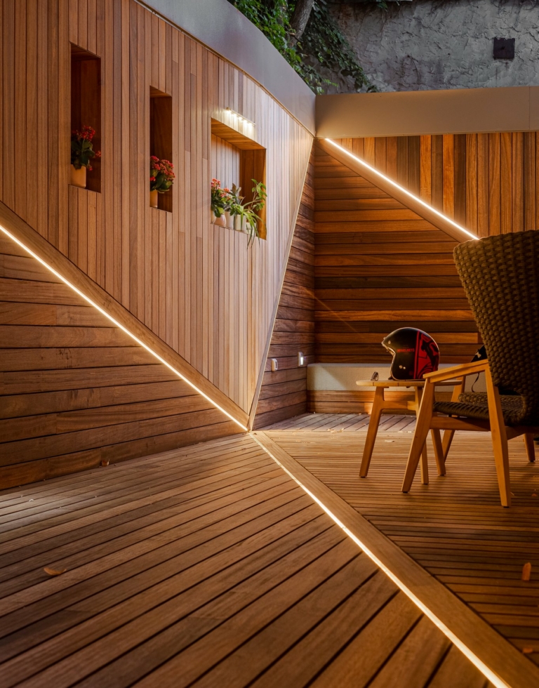 bardage-interieur-padouk-led