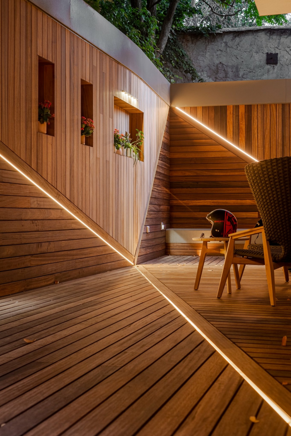 bardage-interieur-padouk-led