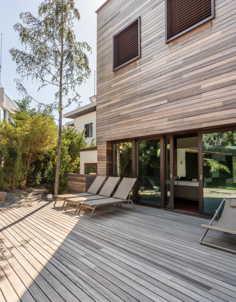 terrasse-bois-padouk-bardage-padouk