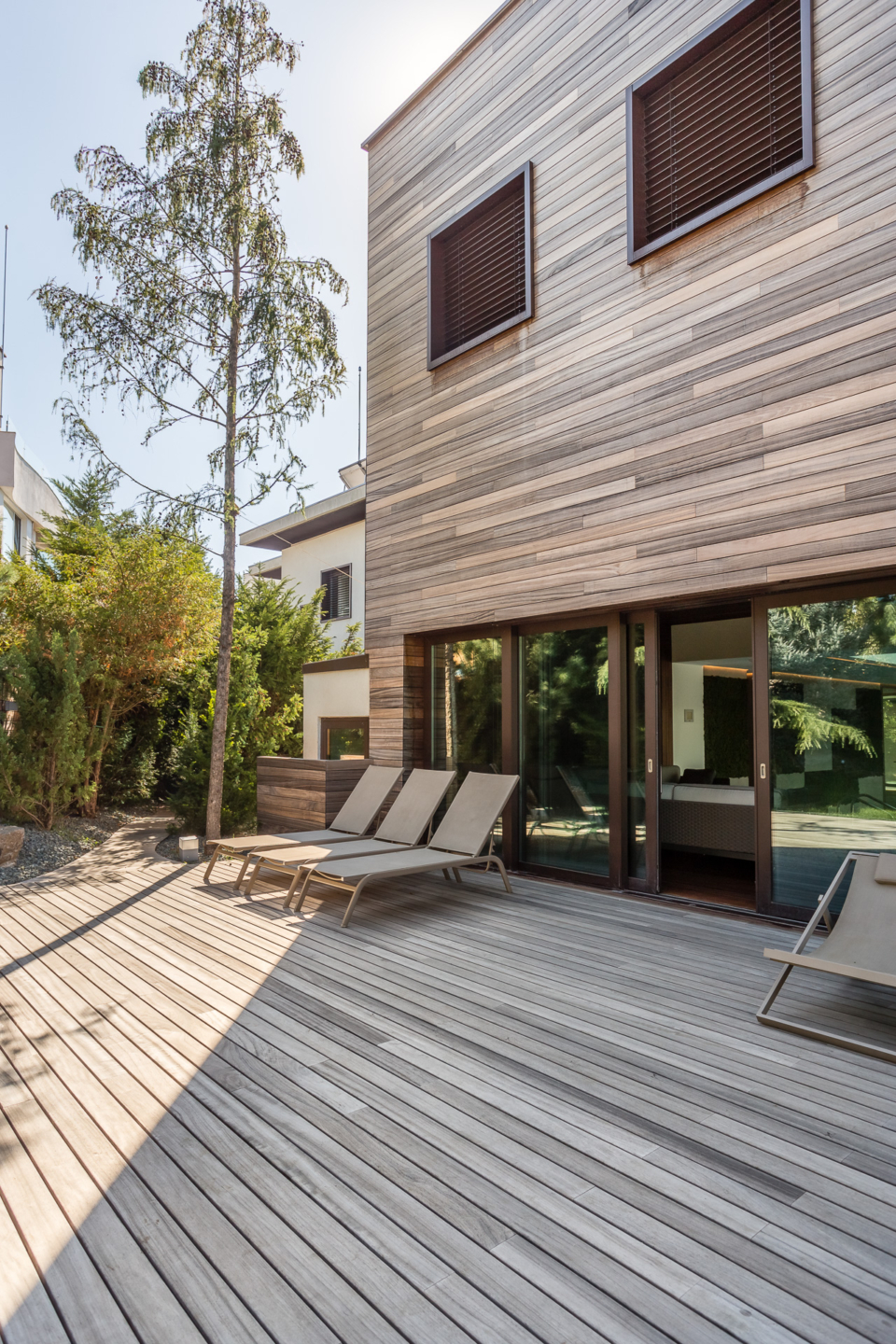 terrasse-bois-padouk-bardage-padouk