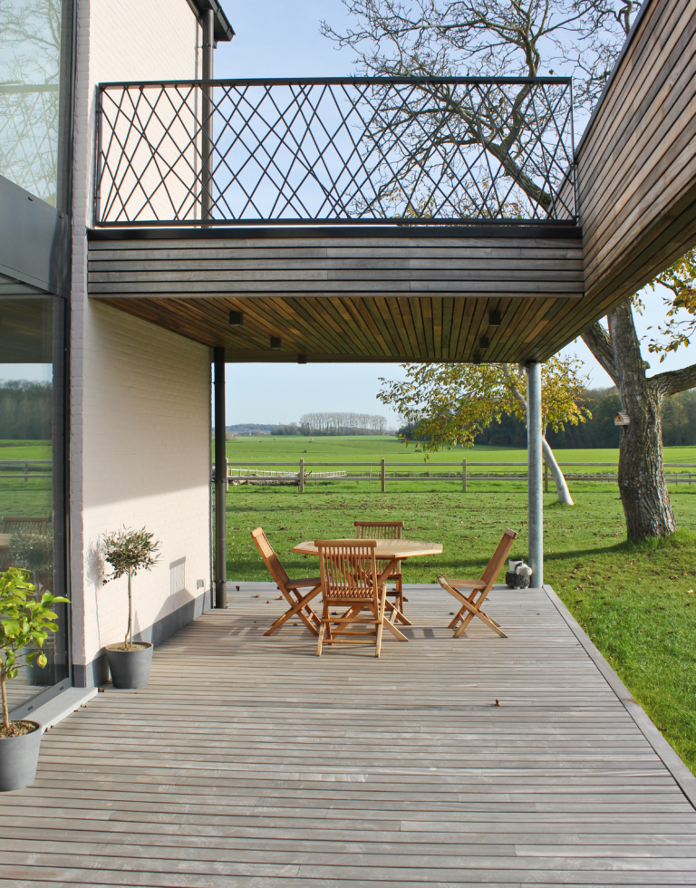 terrasse-padouk-grisee-bardage-padouk