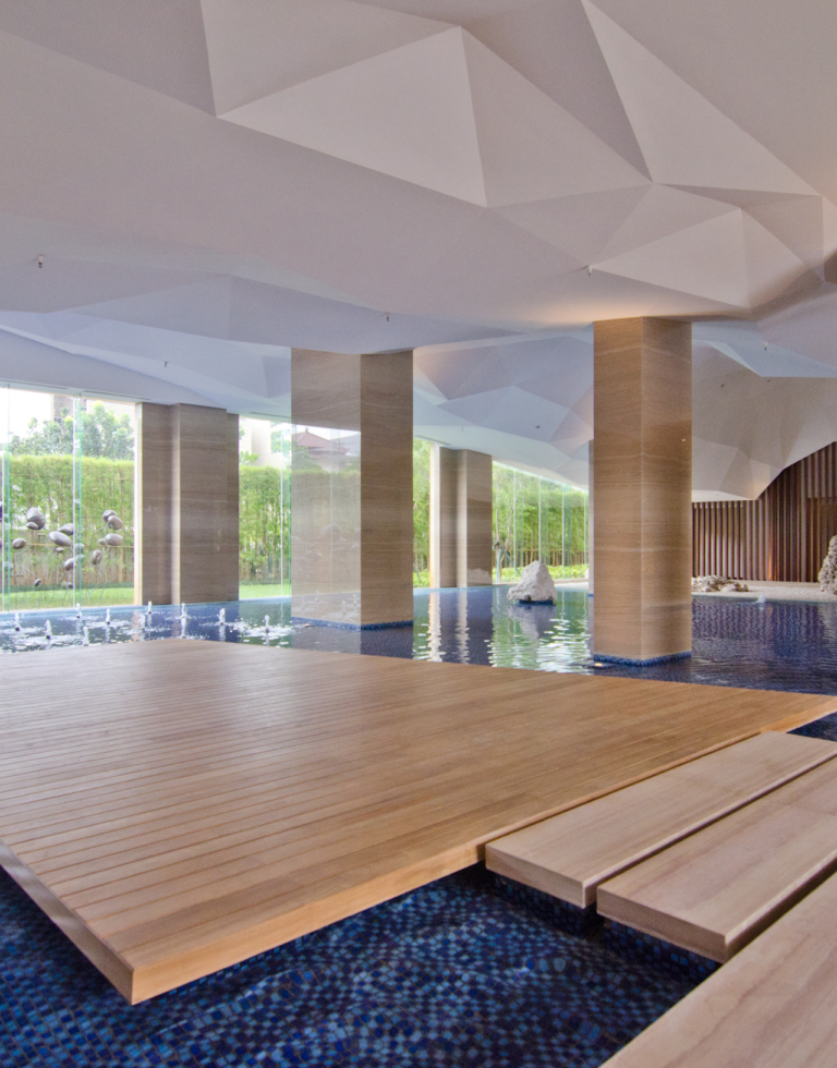 terrasse-bois-teak-hotel-indonesie