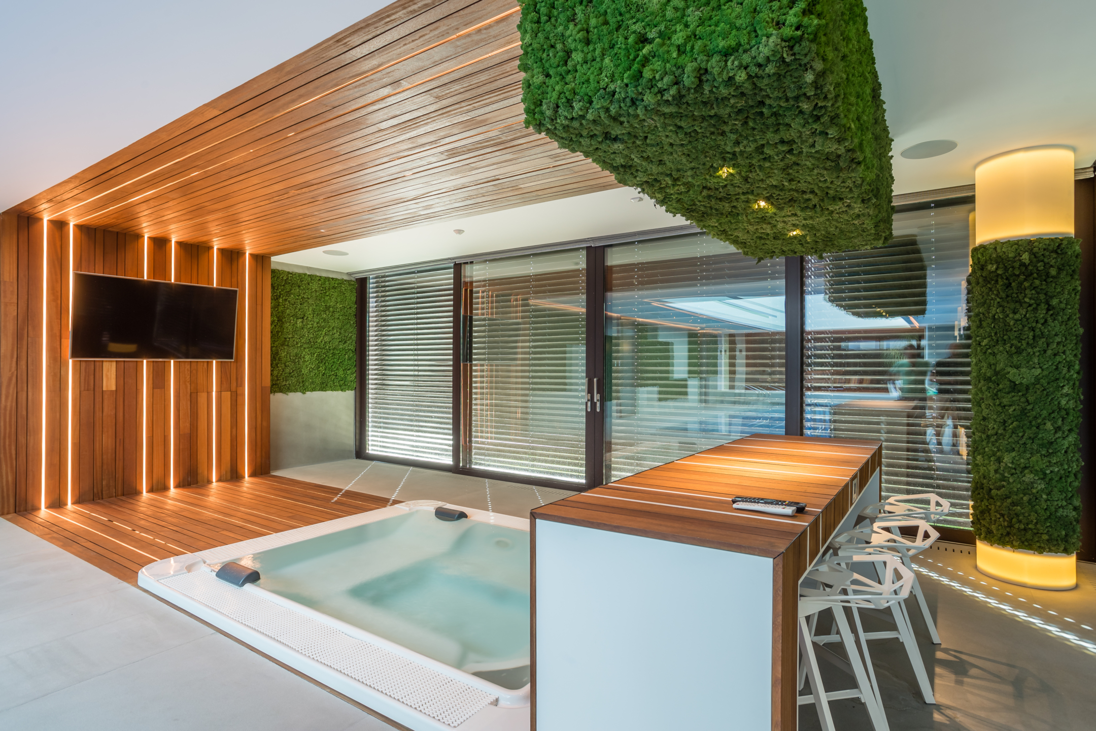 bardage-interieur-padouk-led