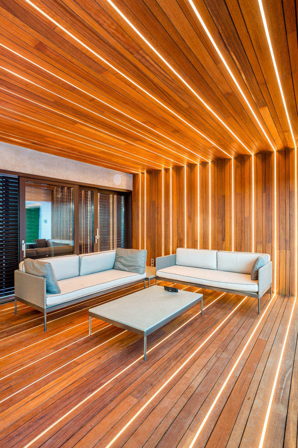 salle-sport-padouk-escalier